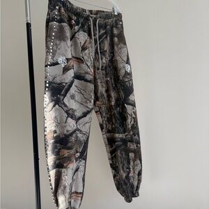 DARC SPORT camo side stud joggers